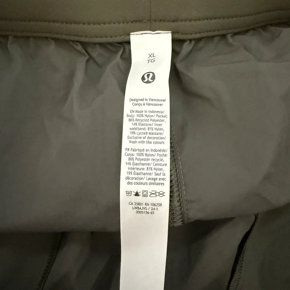 lululemon athletica excellent worn
